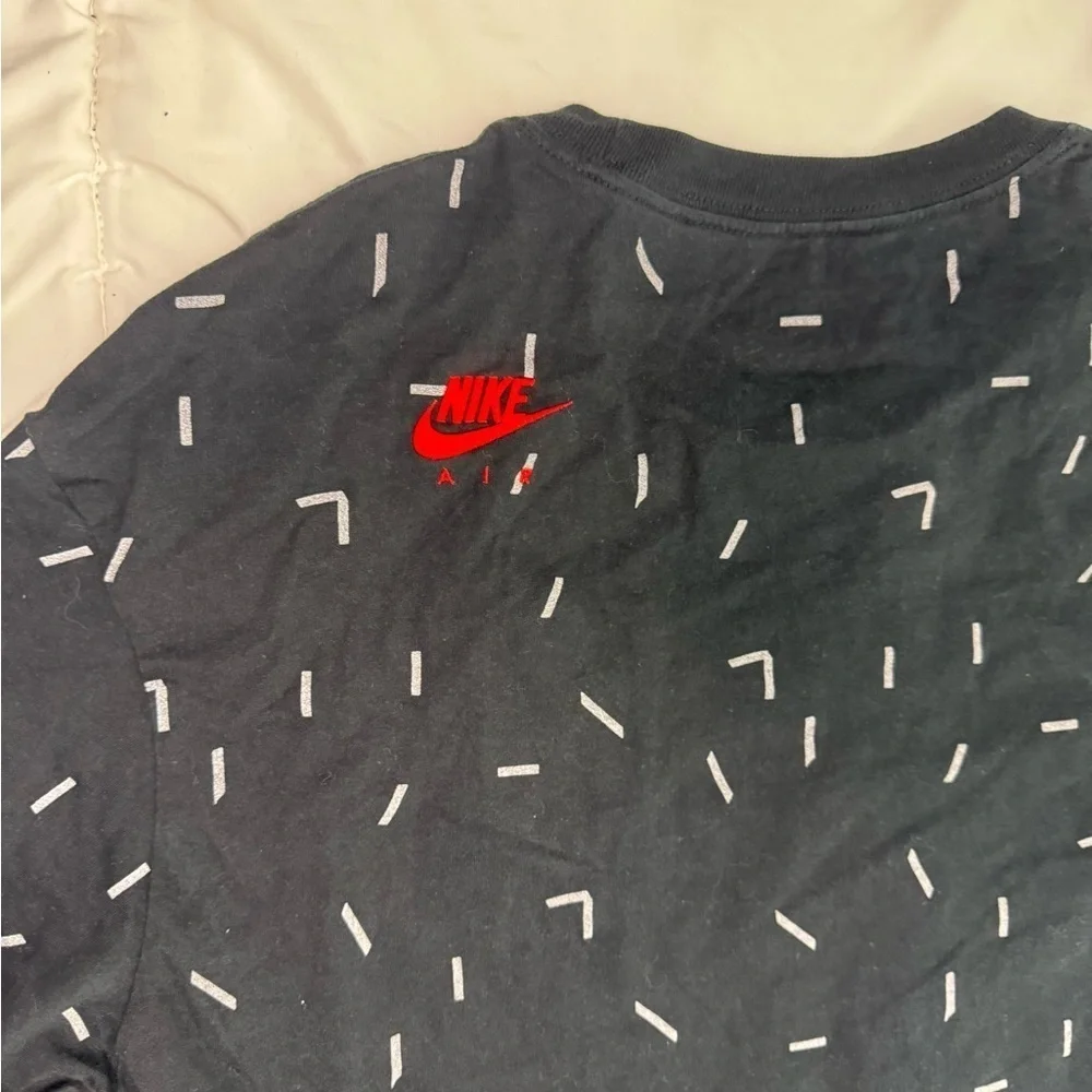 Jordan Black Patterned Men's T-Shirt Size Small.
